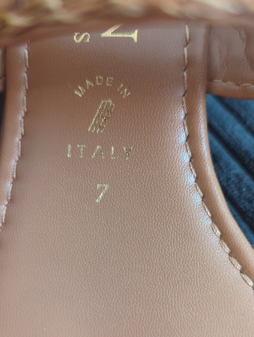 Italian Shoemakers Light Brown Woven Strap Sandals with Gold Accents Size 7 - Picture 6 of 6